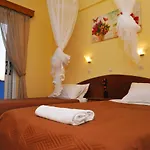 Cozy Apartment Few Mins From Beach Corfu